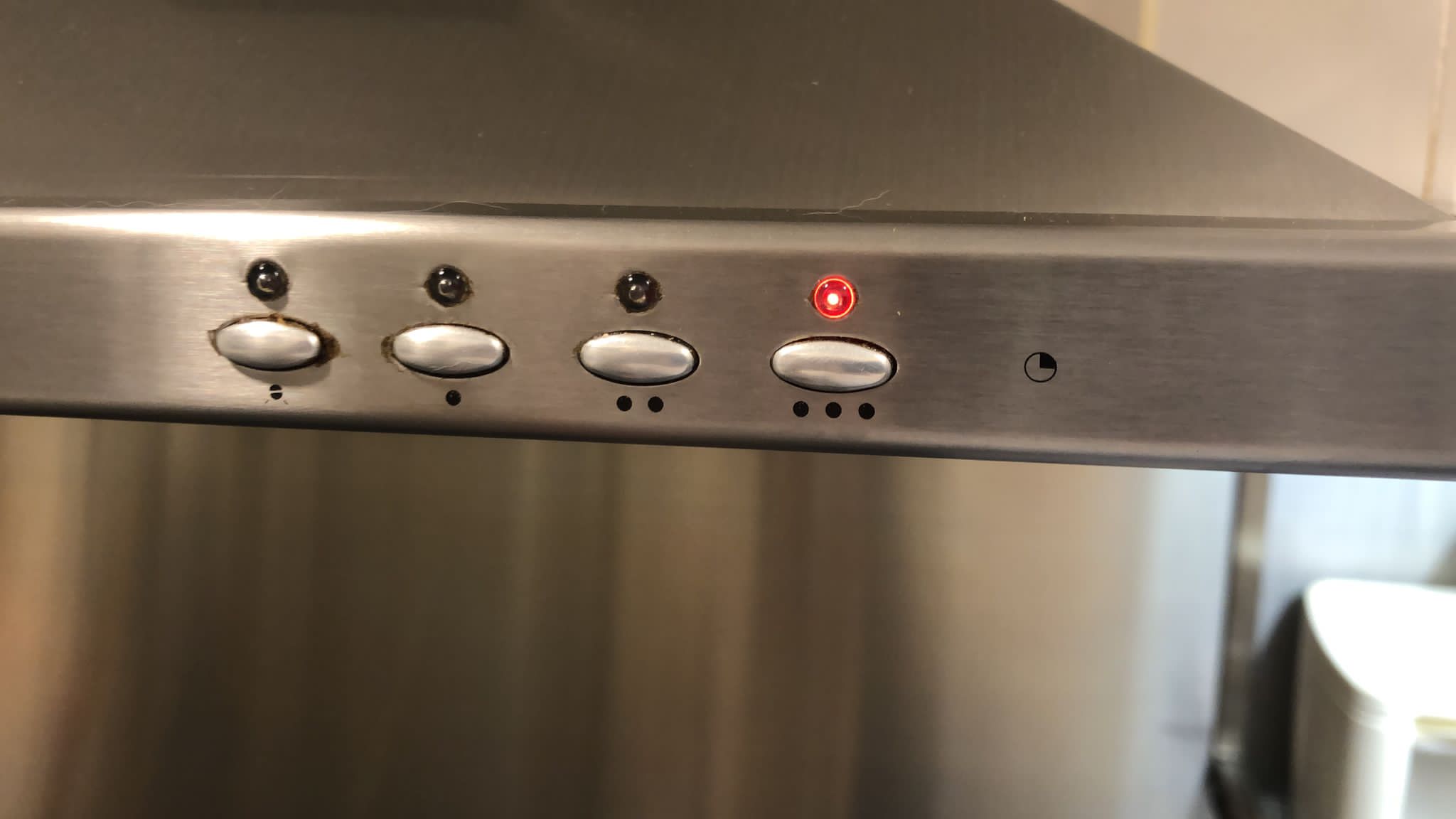 維修西門子抽油煙機出現故障怎麽辦？駿弘電器告訴妳不用愁！   