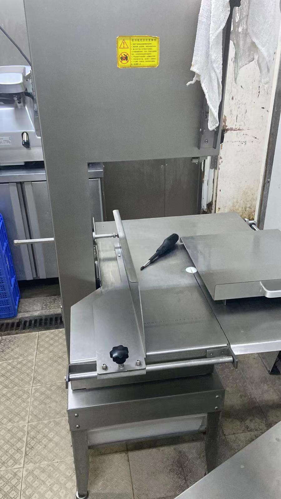 切肉片機開機無反應？專業維修公司駿弘電器為您上門解決！