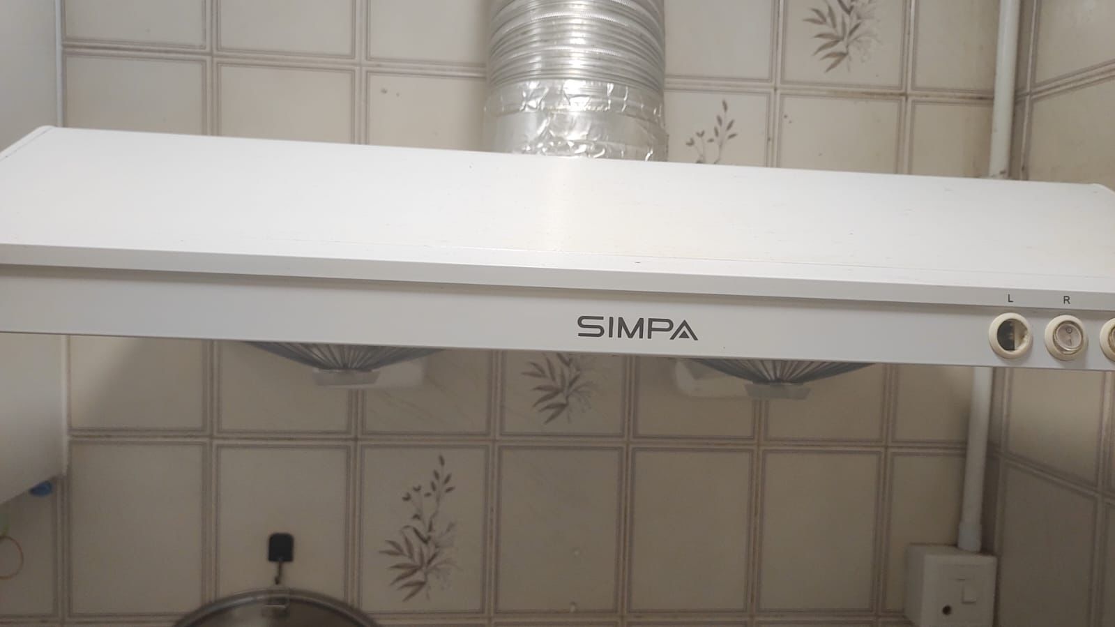 Repair range hood, Junhong Electrical Maintenance Company