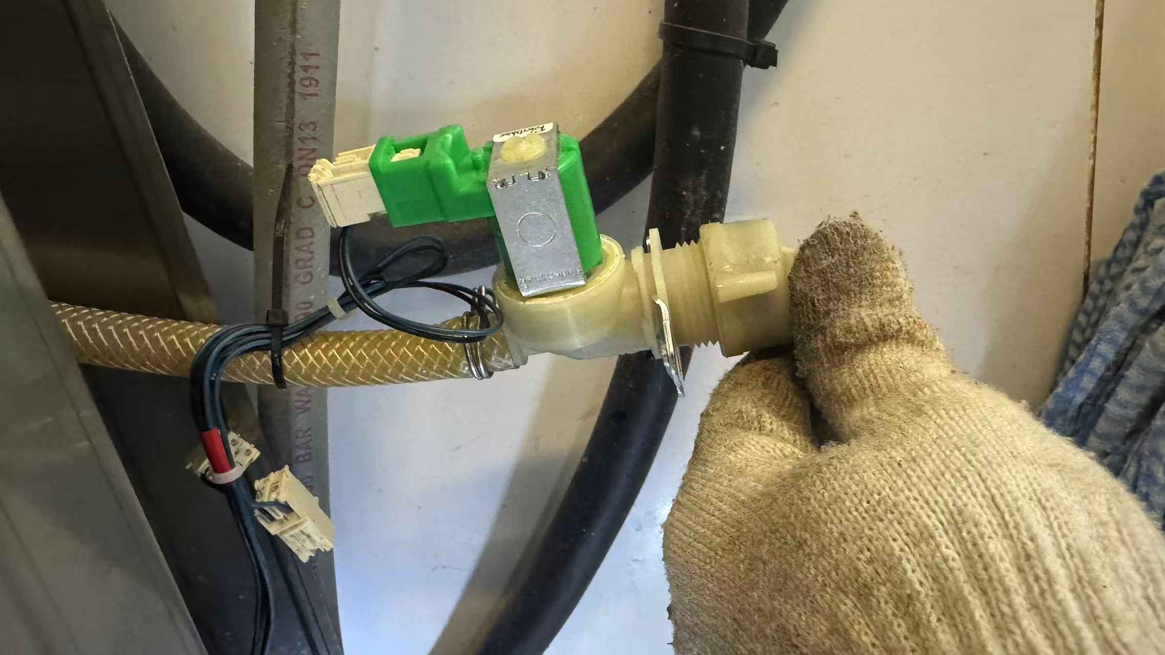 維修太平洋洗碗碟機，駿弘電器維修多年維修經驗