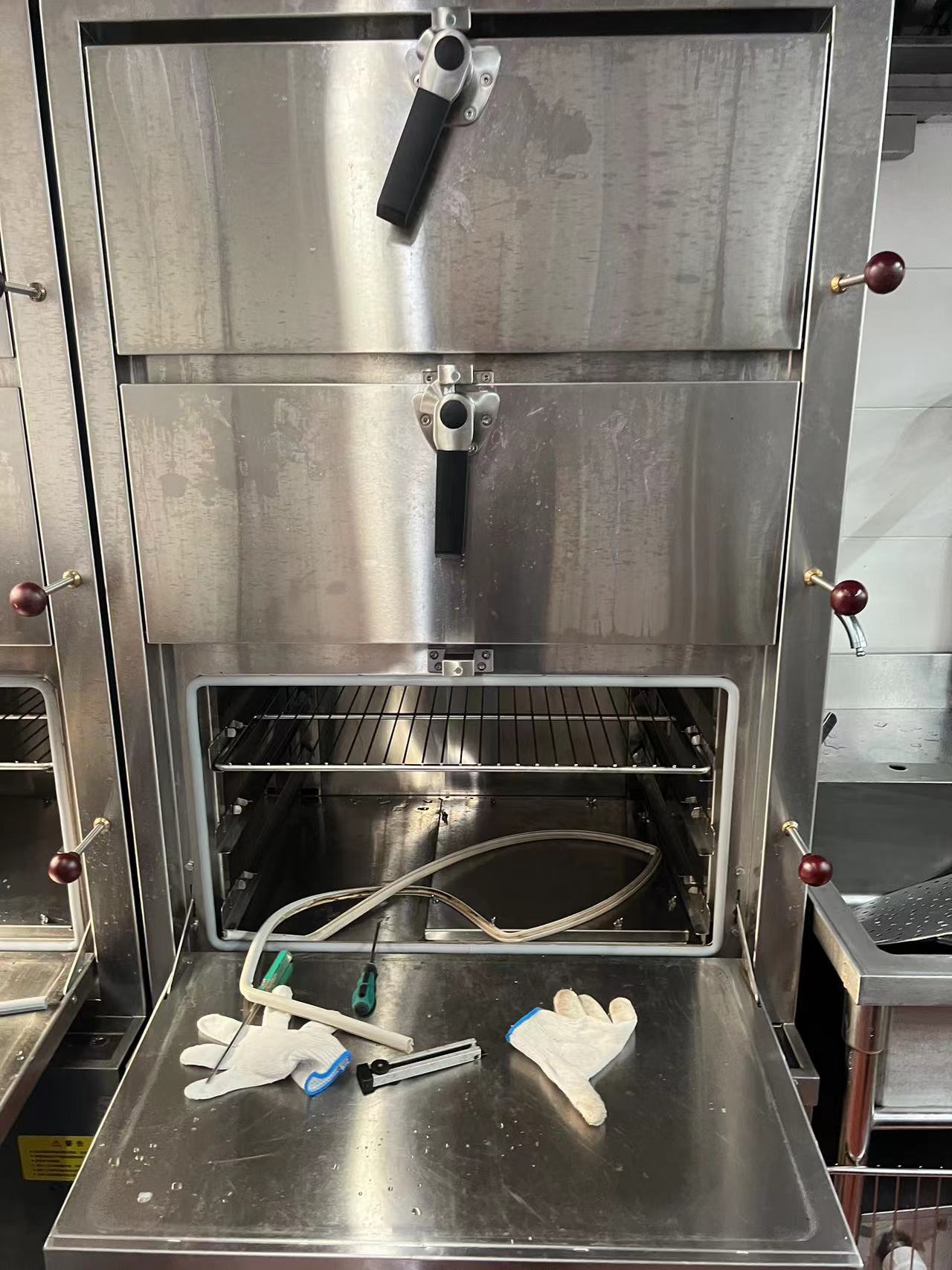 蒸焗爐 抽油煙機 維修