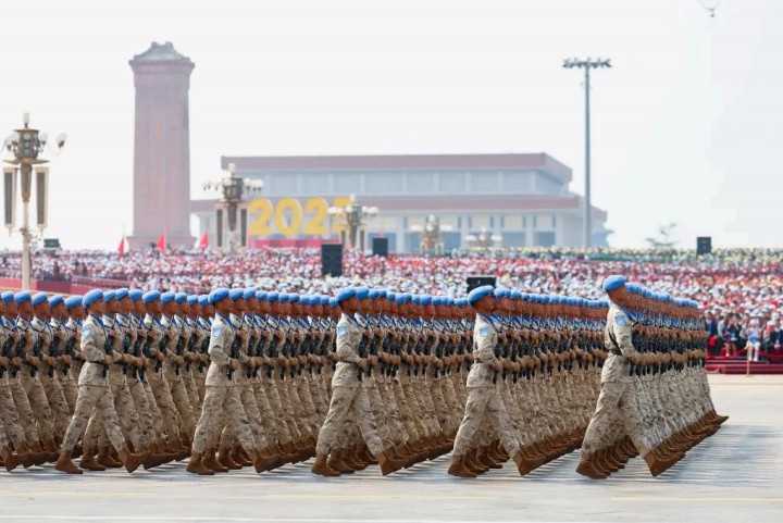  APUTON Transformer Reflects on China’s 2025 Victory Day Parade