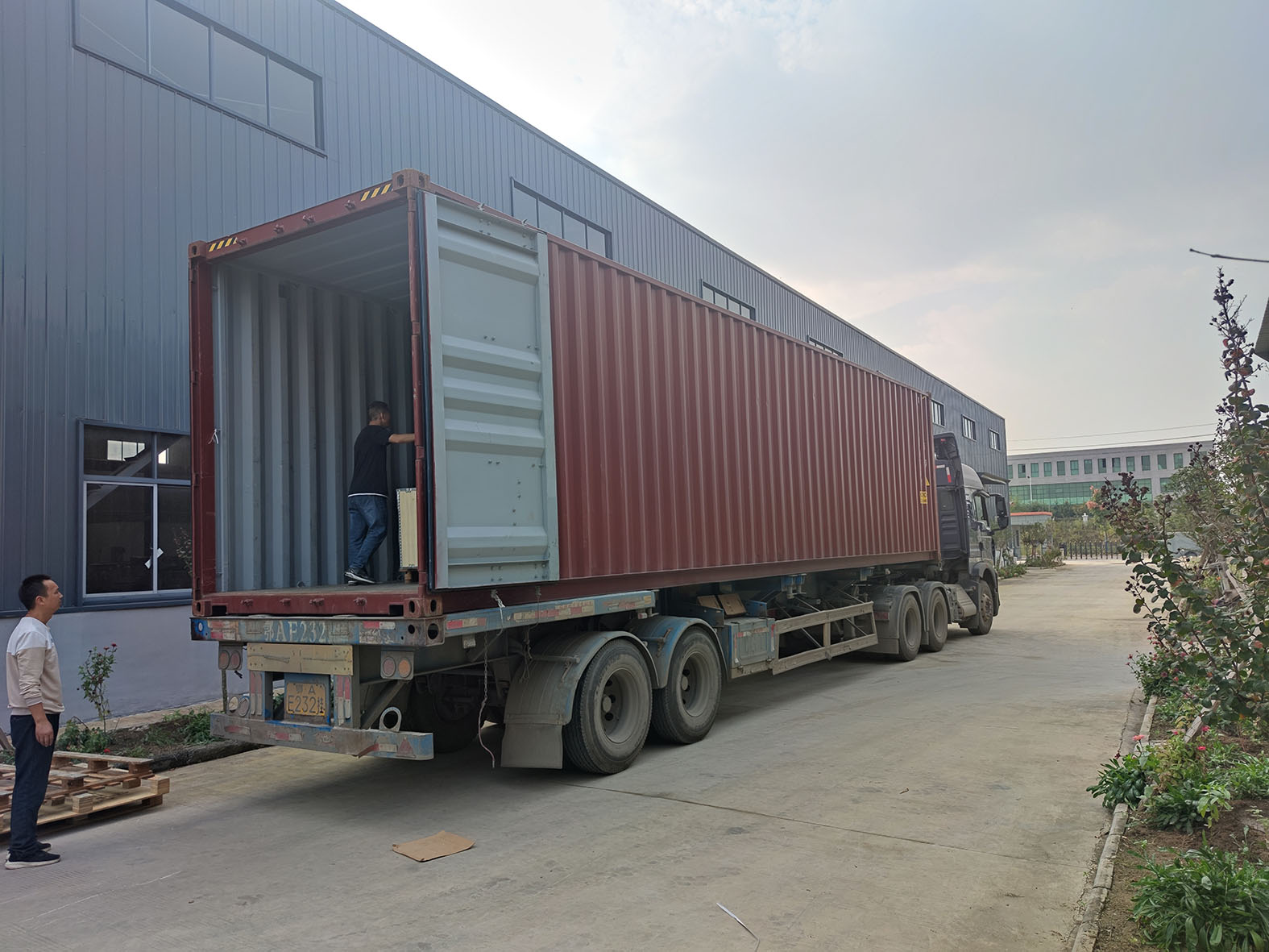 LOAD CONTAINER 10.13