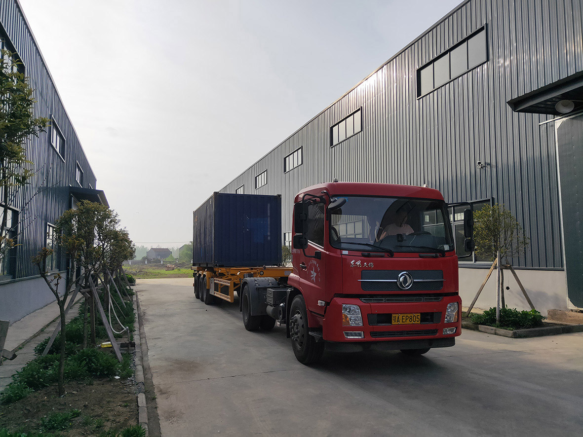 LOAD CONTAINER 2024....