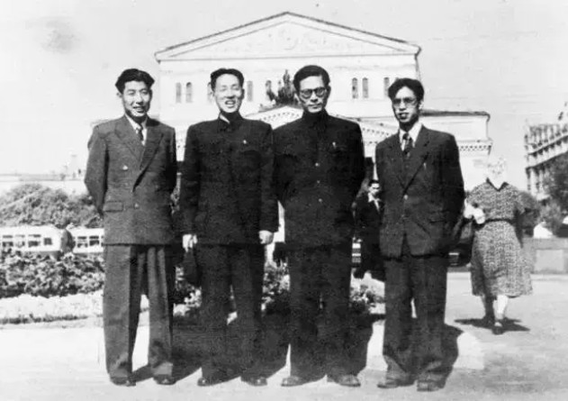 江泽民同志生平照片（一）