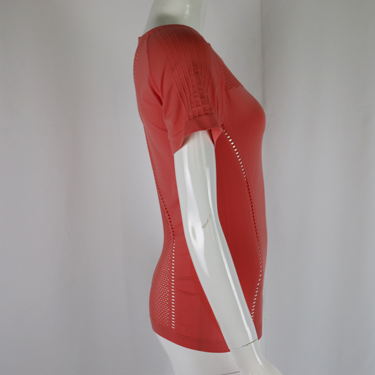 Yoga Top crimson