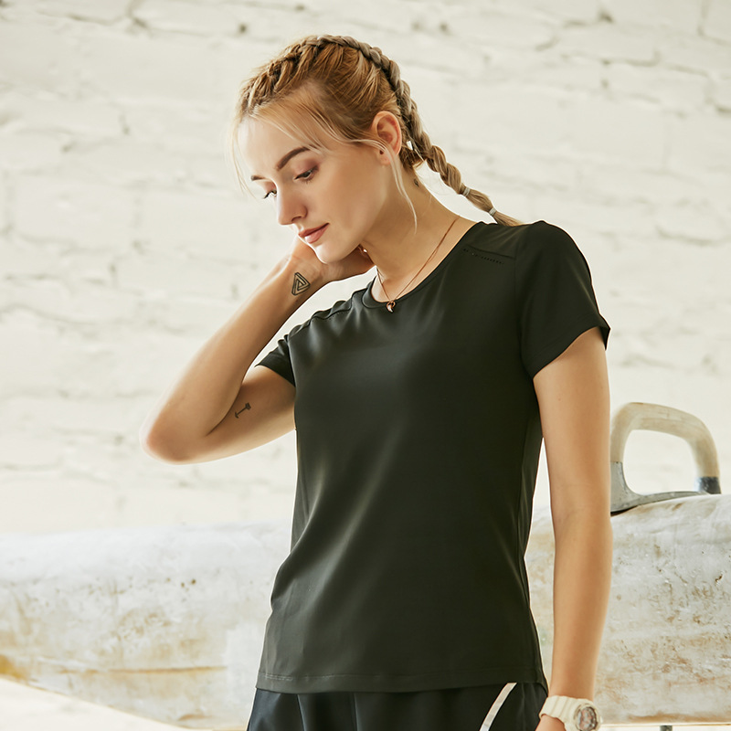 Quick-drying perspiration sports top running fitness t-shirt