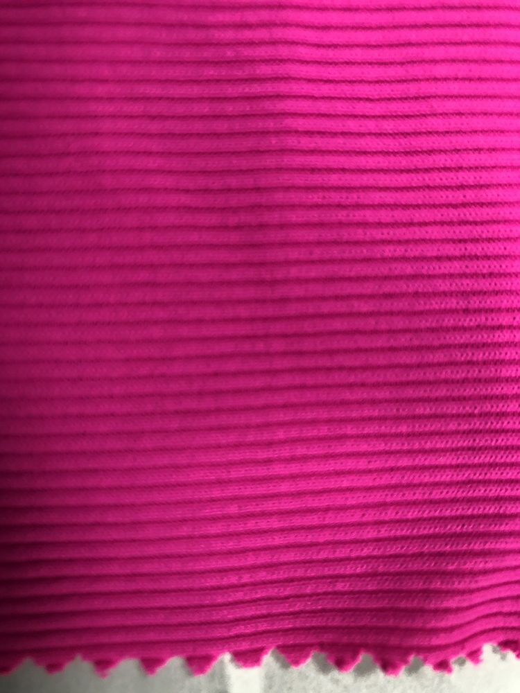 Moisture wicking clothing fabric