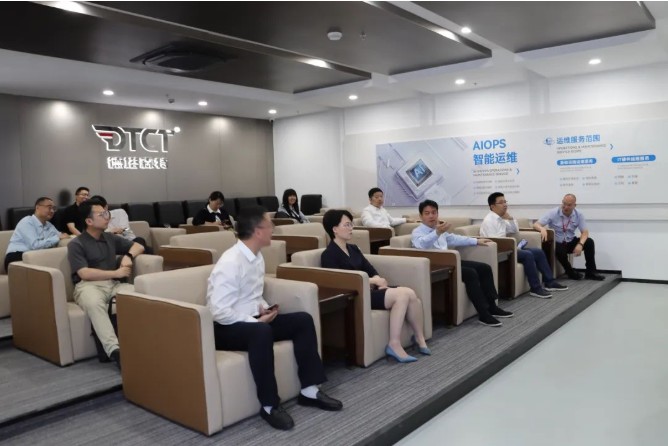 宁波市副市长徐强一行莅临DTCT德塔森特人工智能产业园考察调研  共探AI 智能算力产业新生态