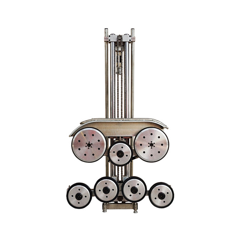 What are the uses and characteristics of hydraulic rope saws?