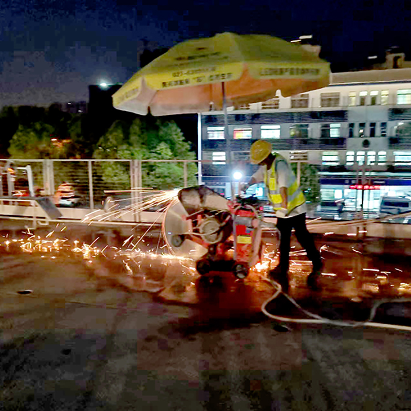 Road cutting - Bridge slab cutting