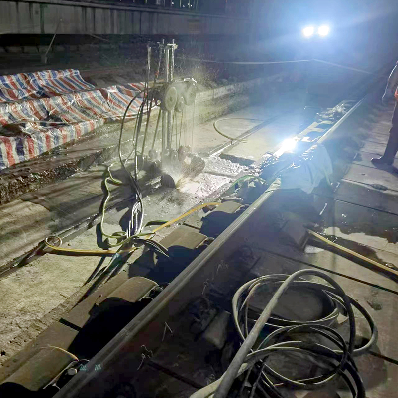 Hydraulic Rope Saw - Railway Inverted Plate