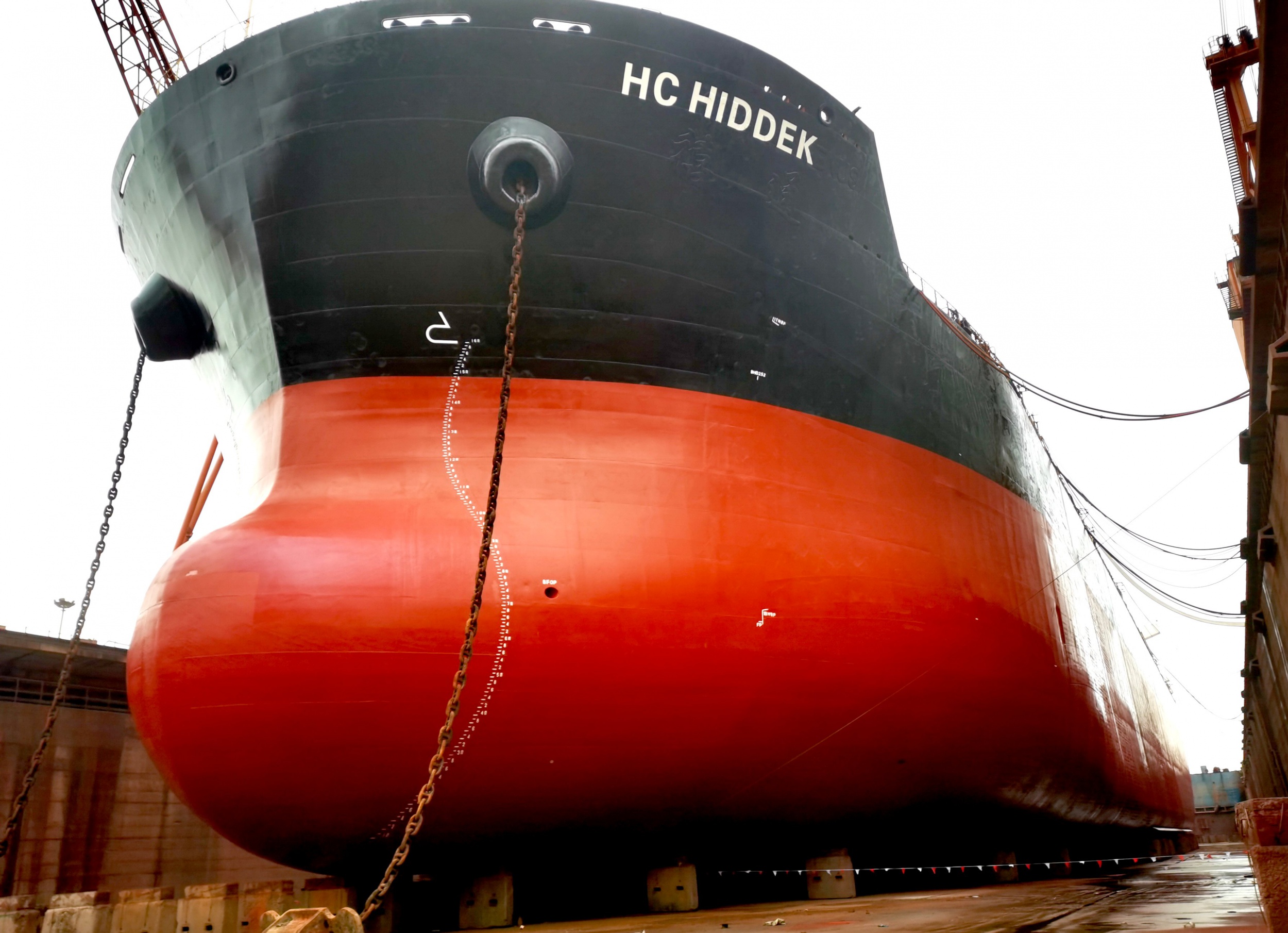 马跃新程｜350vip浦京集团助力 93000DWT 巨轮 “HC HIDDEK” 完成坞修