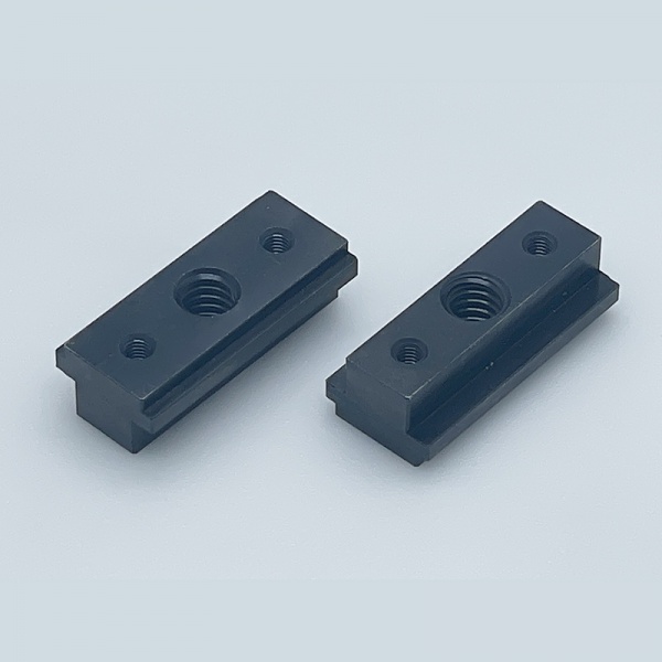 Square nut