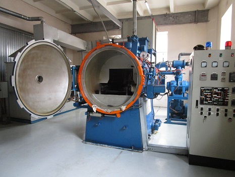 Delivery of a two-chamber vacuum furnace for quenching in oil to LLC Plant of Mechanical Presses in Barnaul, Altai Territory in Russia for 6 years without interruptions.