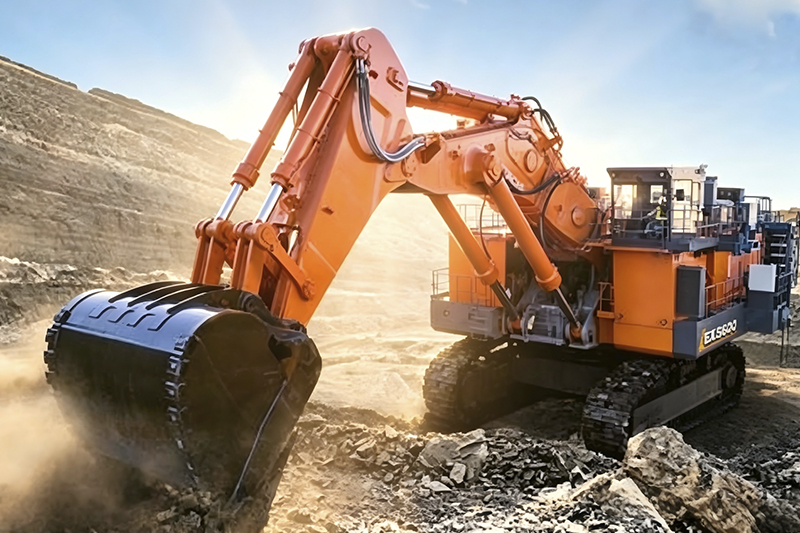 Hitachi Construction Machinery представила сверхкрупную гидравлическую экскаваторную модель EX5600-7P с ковшом грузоподъемностью 560 тонн