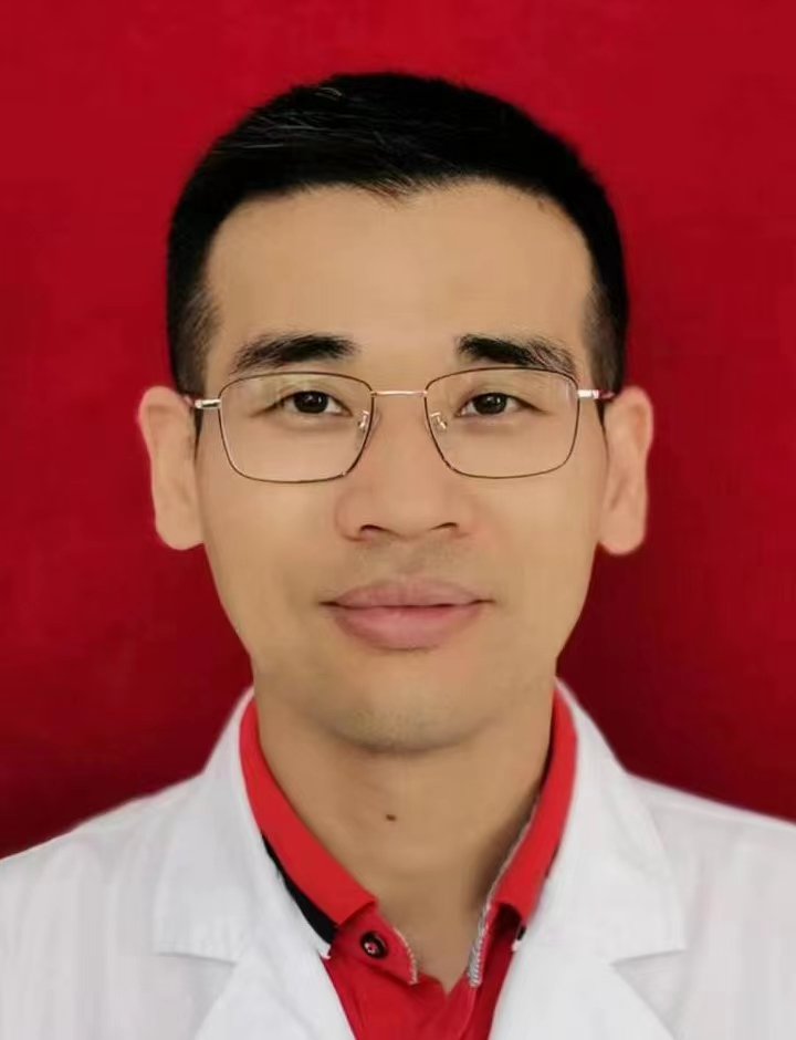 江共群
