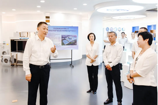 丹东市委书记到我公司调研