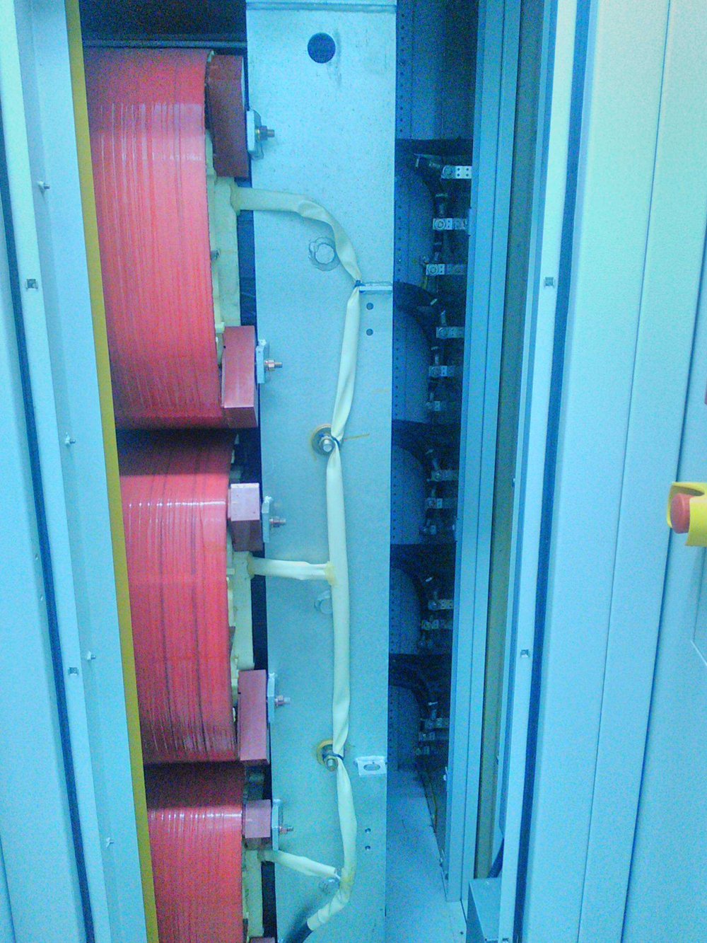 El mantenimiento preventivo （PM） en Siemens Robicon Perfect Harmony Converter 