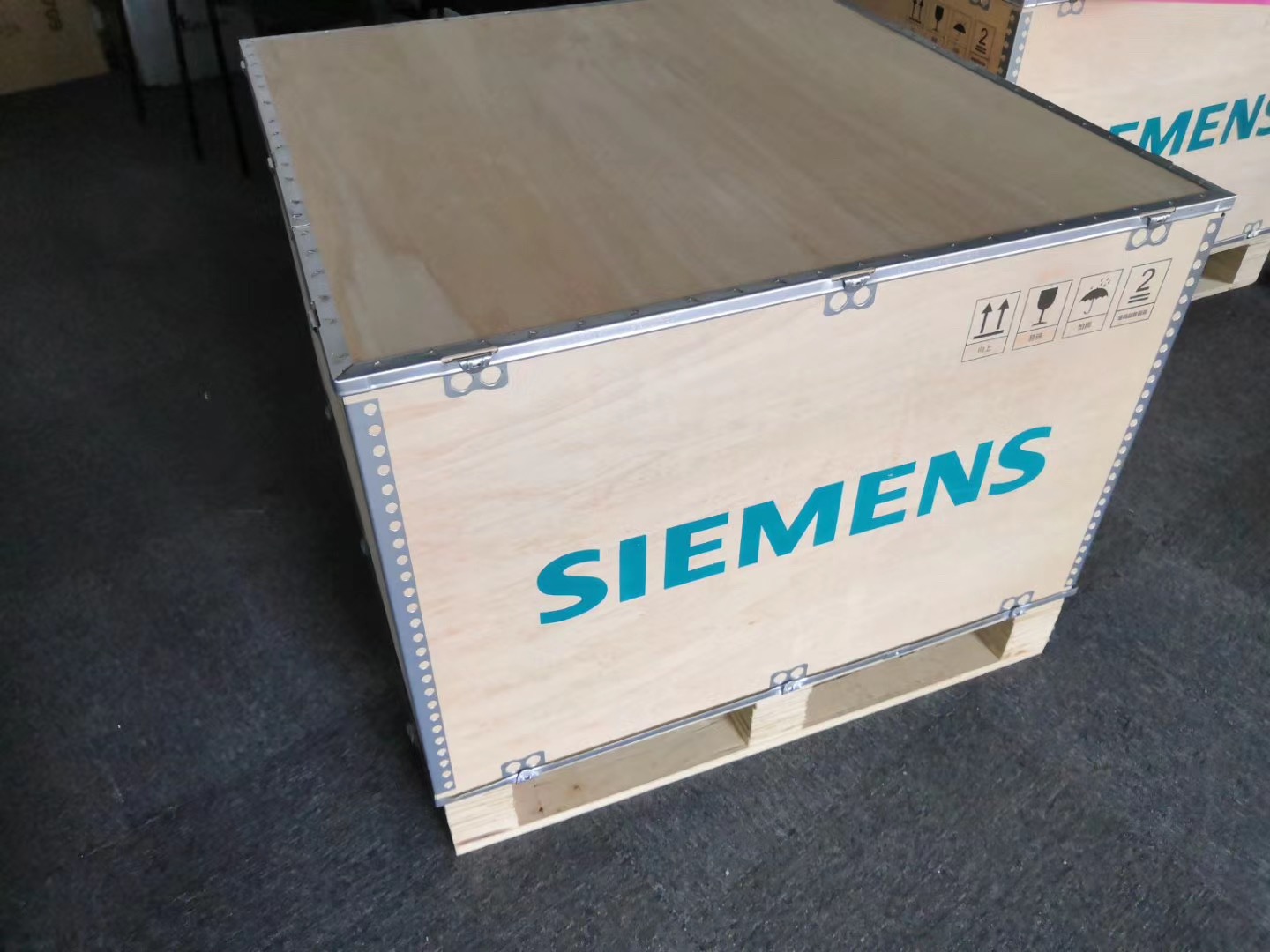 A5E32855090 Siemens Robicon Power Cell NEW IN BOX. BRAND NEW. WITH ORIGINAL PACKAGE.