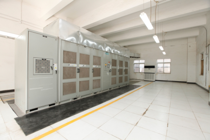 6SR4902-0AE00-0AM0 SINAMICS PERFECT HARMONY GH180 Power cell 200 A GenIV SMART Drive