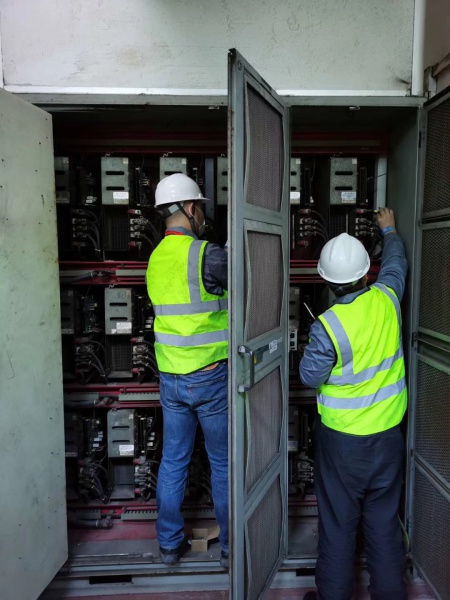 TERMINAL BLOCK A5E00401948, A5E00322516, CIRCUIT BREAKER A5E48177764