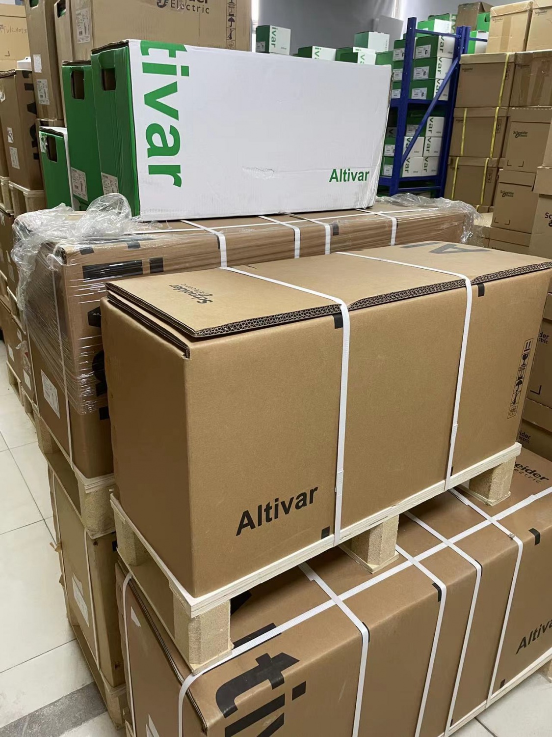 ATV630C25N4, ATV630C16N4, ATV61HC25N4, ATV61HC16N4 - Variable speed drive, Schneider Altivar Process ATV630 - 250kW/400HP - 380...480V