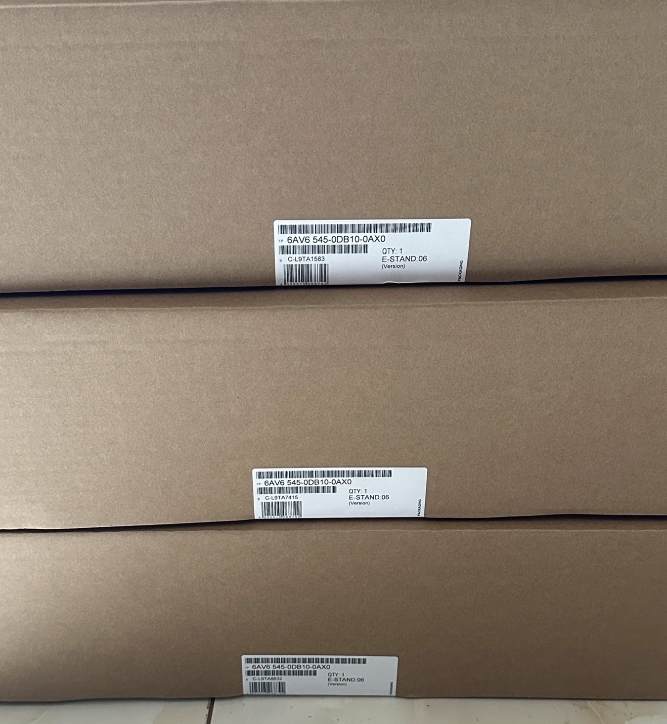 6AV6545-0DB10-0AX0, MP370-15, Siemens SIMATIC Multi Panel MP 370 15” color TFT display, OPERATOR PANEL, DISCONTINUED ***SPARE PART*** 