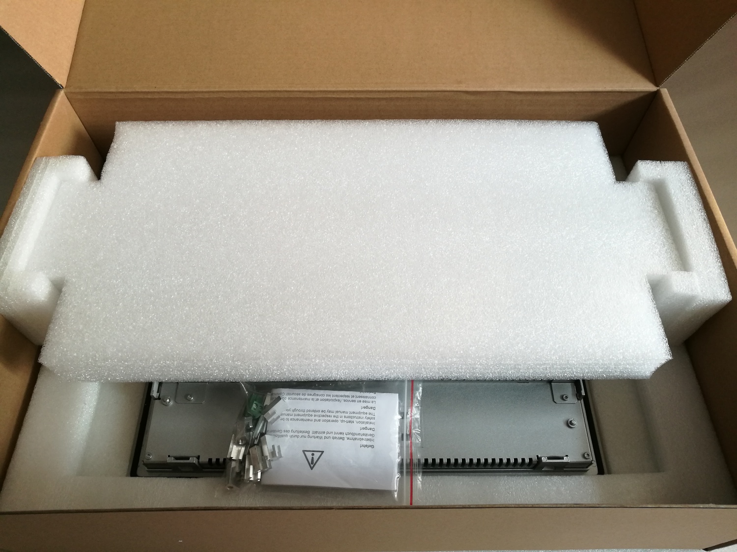 6AV6545-0DB10-0AX0, 6AV6643-0DB01-1AX1, 6AV2124-0MC01-0AX0, 6AV2124-1MC01-0AX0 SIMATIC HMI KP1200 Comfort, Comfort Panel