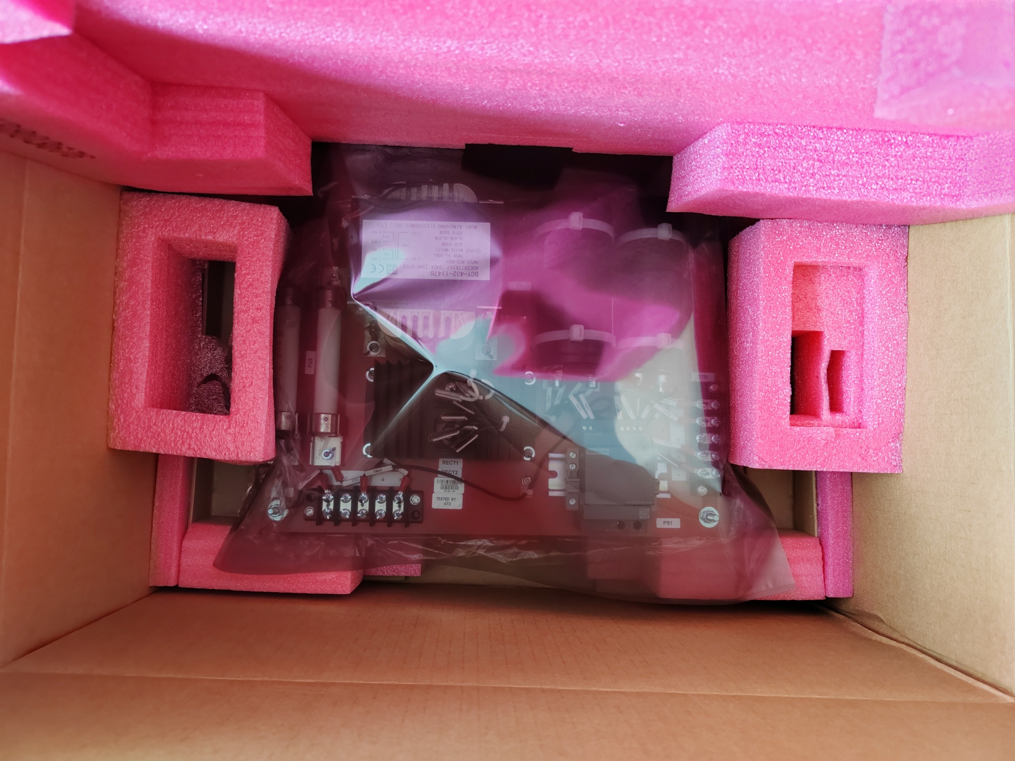 A5E38292328, Siemens BYPASS POWER SUPPLY ASSY,Uh 40-260A, G5-6KV&10KV, 6SR5902-0EM00-0AM0; A5E39776267 is Transformer of A5E38292328