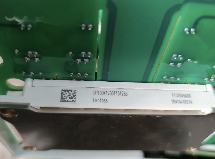 Siemens Innomotics A5E45683219 6SR5-430A 750V, A5E45995254 Capacitor, A5E44967400 Bypass Contactor, A5E35374120 A100X500-4TI Fuse