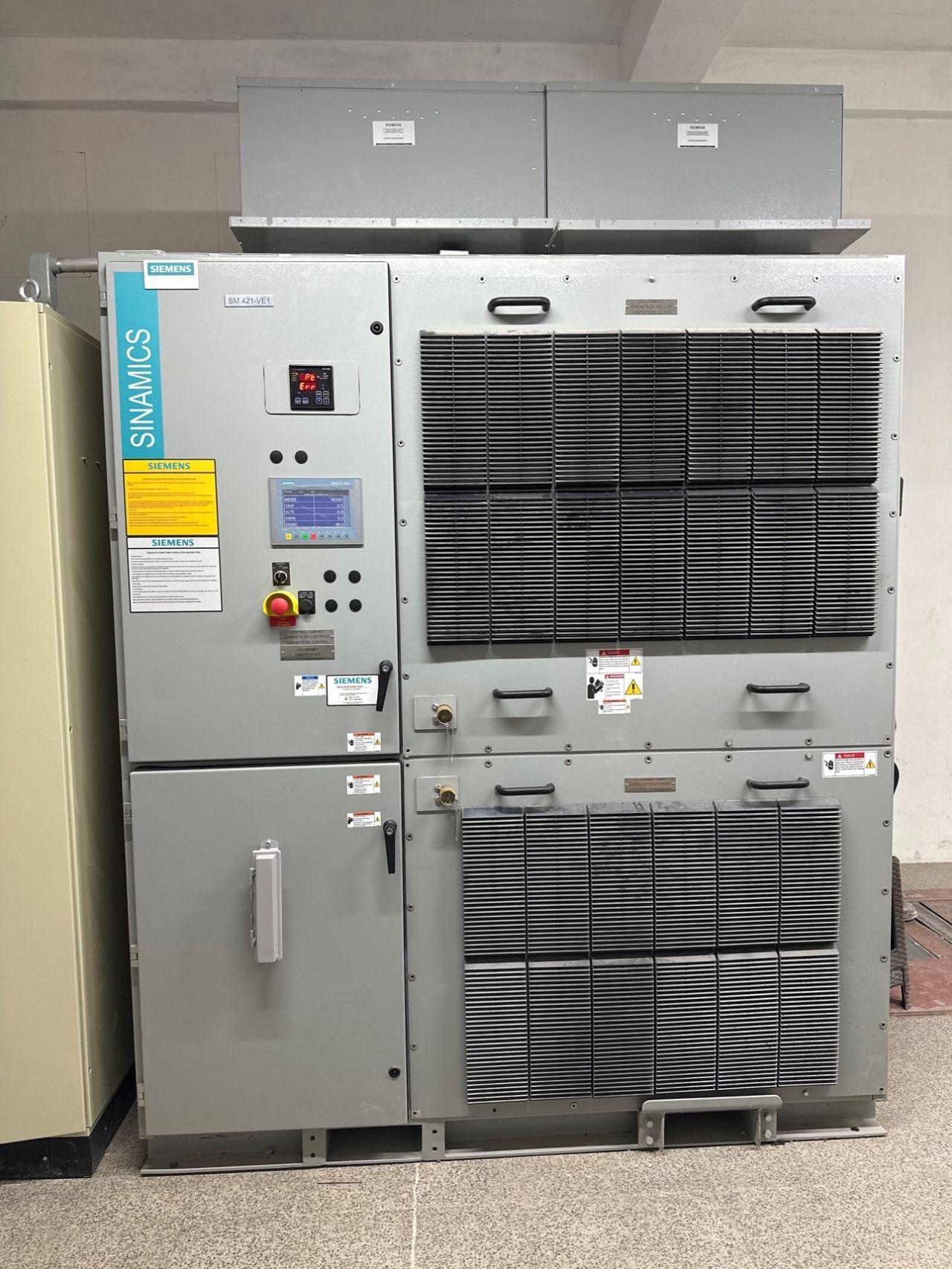 9LD9000-0AK36-0AA0, POWER_SPLY_UPS_QUINT_230V_230V_2.7A, A5E38646461; 6SR0960-0CD01-0AD0, Communication module for converter, ANYBUS Modbus TCP/Ethernet/IP, A1A099202; 6SR3950-0JM21-0AD0, Fuse Mini, 500mA, 660V, A5E02205474