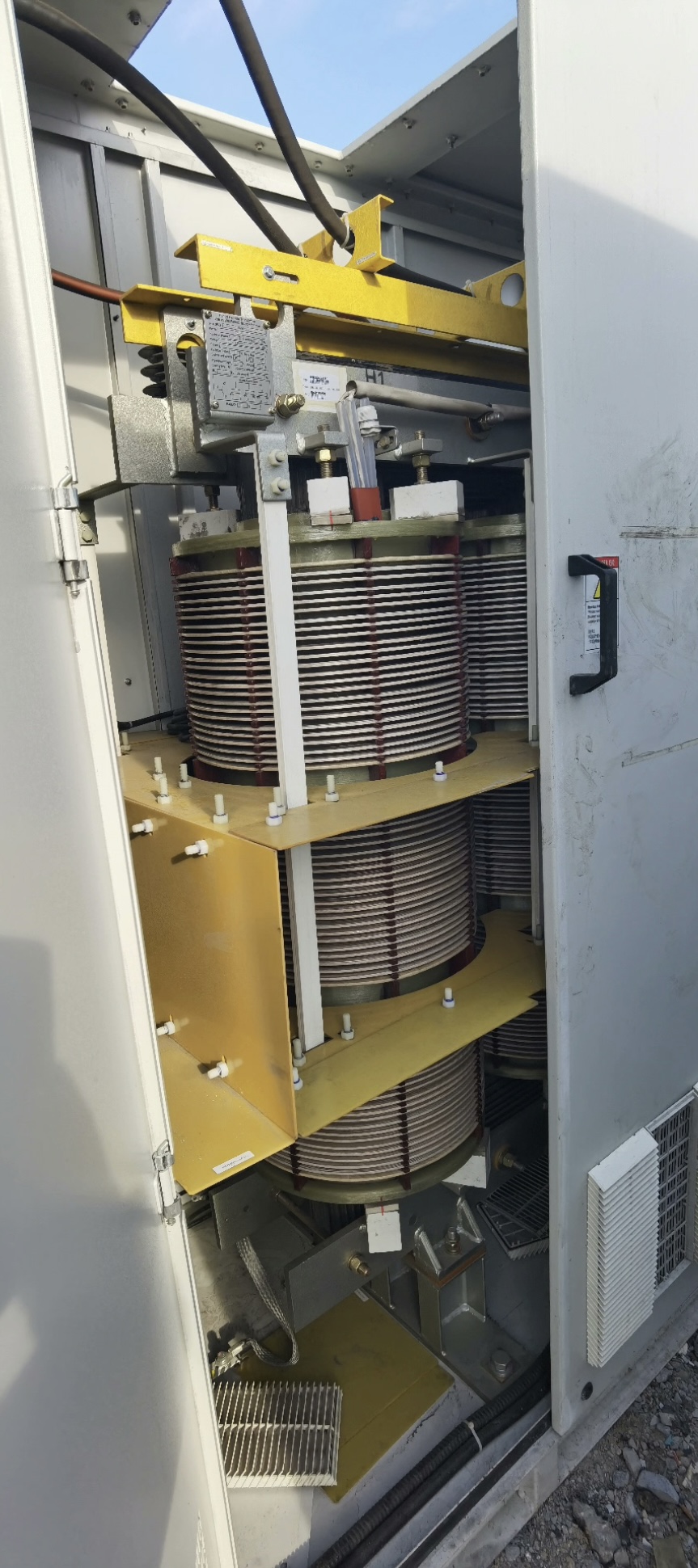 Siemens Robicon Perfect Harmony Transformer Use only for Perfect Harmony Drive A5E33439720, ZPSG-1000/10; DRY-TYPE TRANSFORMER ZPSG-2400/6.3; A1A13000178, A5E50499165, ZPSG-3500/10; ZPSG-450/10