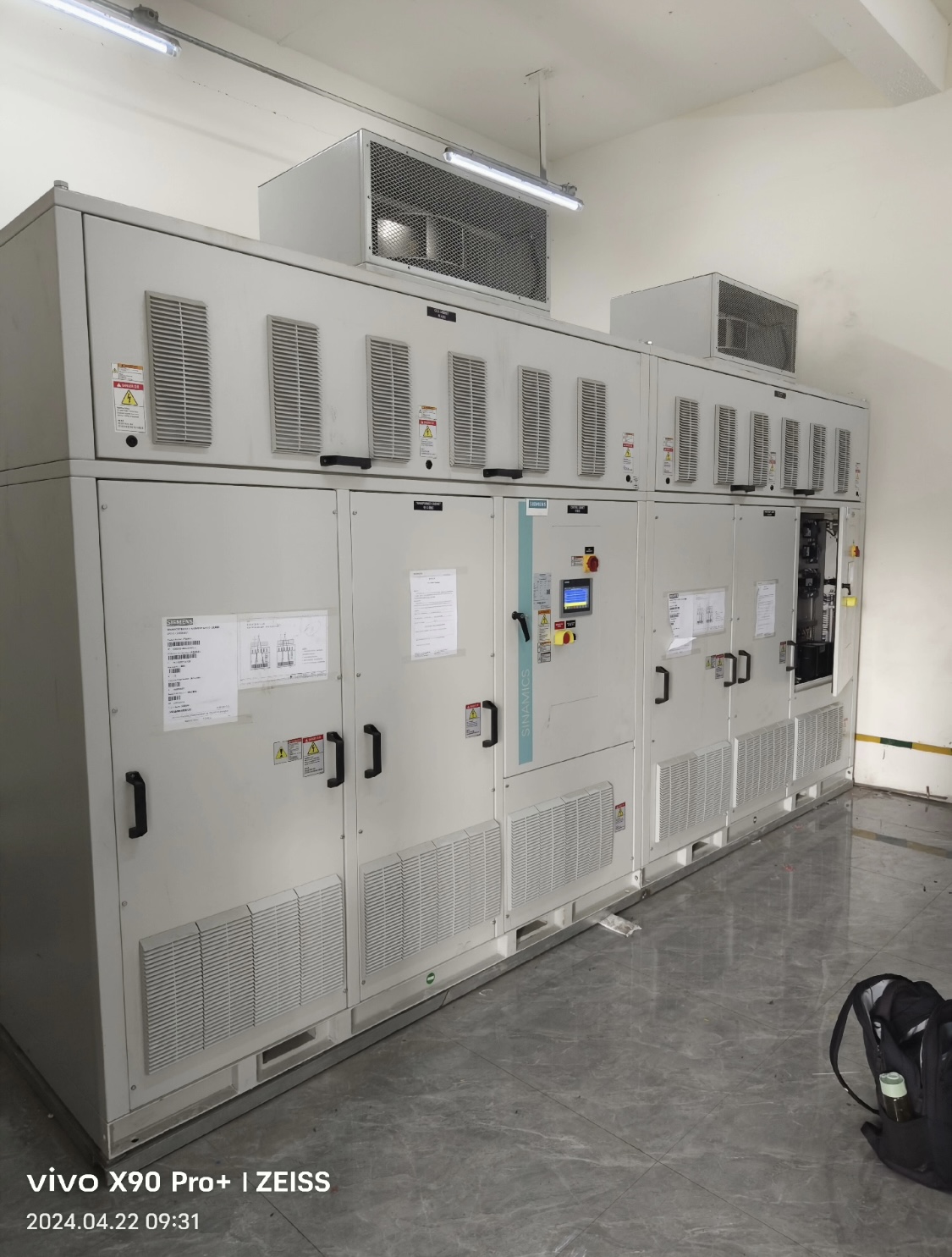 Siemens Perfect Harmony MV Drive 6SR3802-6HC41-2BC0, 6SR3802-6HB37-0BC0, 6SR4502-5MB41-0BF1-Z, A5E32855090, 6SR4902-0AB00-0AM1, 6SR4502-2FD41-2BF1-Z, A5E39021143