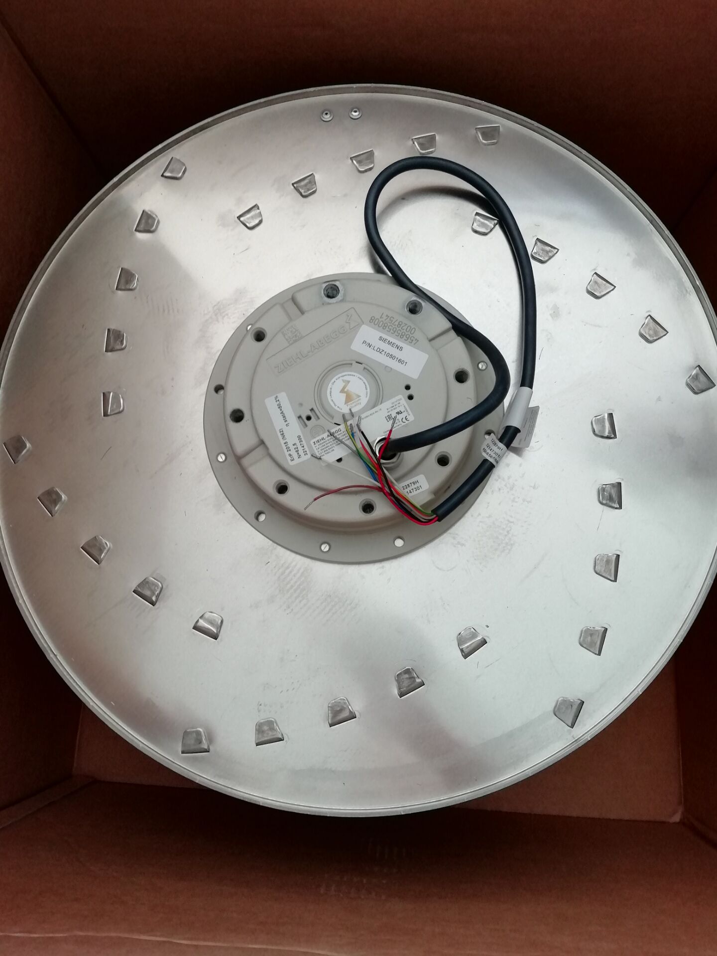 Célula de potência 260 A: A1A10000494.260, DCR Power Supply: A1A14000461.00, Teclado - IHM: A1A460A26.23, Fibra ótica: A5E01437712, Contator by-pass: A1A10000539A, Blower: A7B93000049298