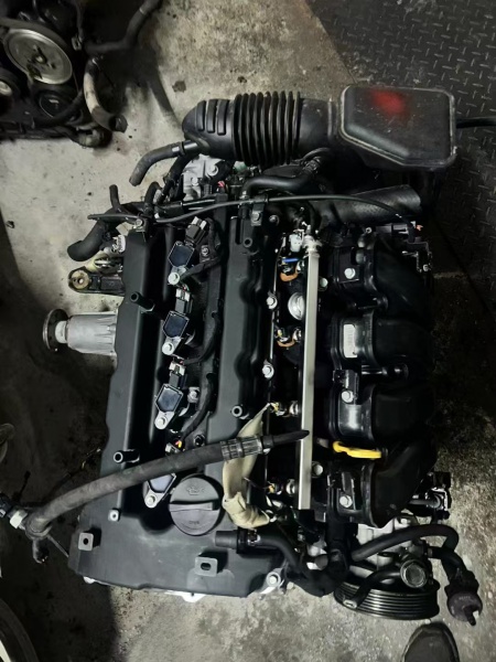 Used Hyundai Kia G4KE 2.4L Inline 4 Cylinder Dual CVVT Engine Assembly