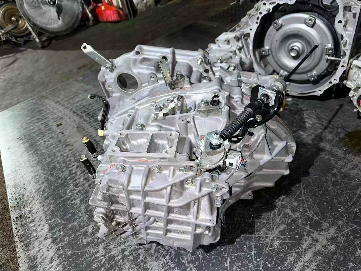Used Toyota U760F 6-Speed Auto Transmission Gearbox for Camry RAV4 2.5L 2.7L AWD