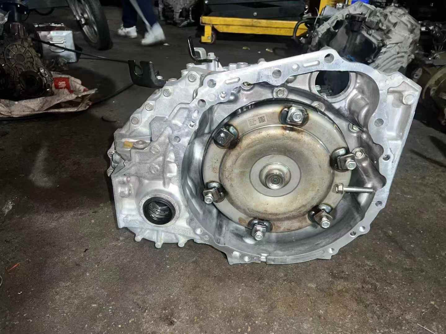 Used Toyota U761E 6-Speed Transmission Gearbox for Camry RAV4 Lexus ES 2.0L 2.5L FWD