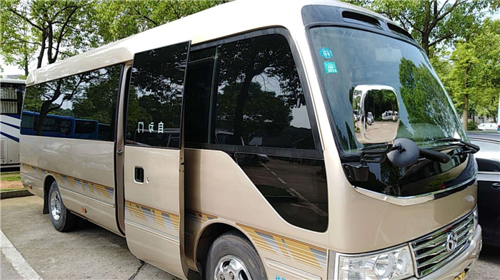 旅游包车：舒适便捷的出行选择？
