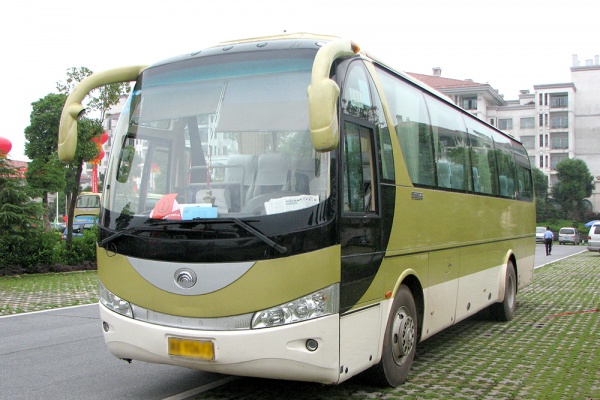 45座大巴车