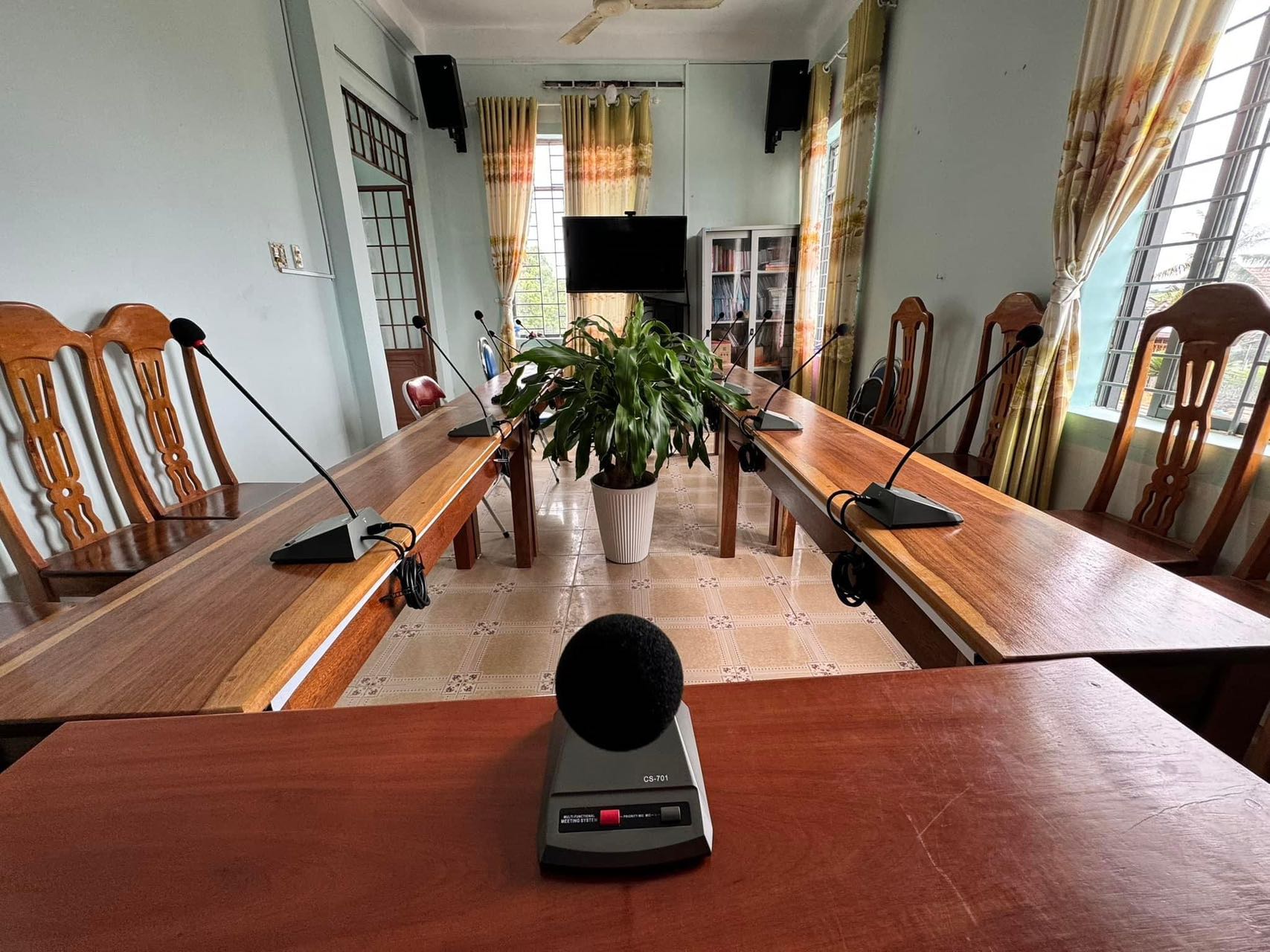 CS-700 Vietnam Government office conference room 