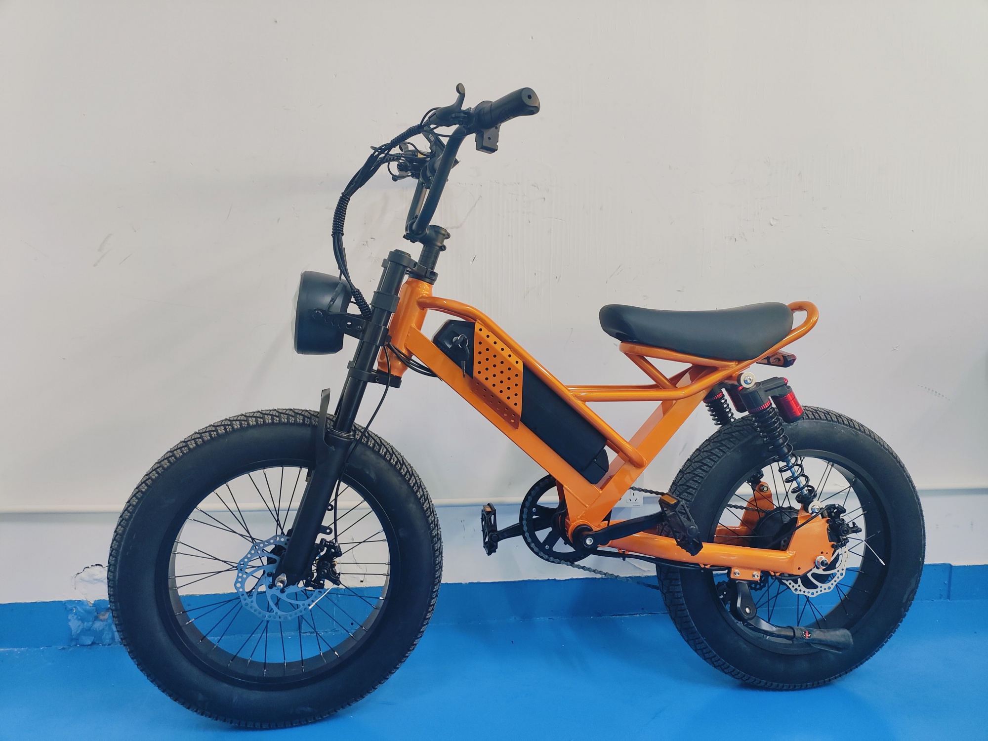 M6 electric bicycle