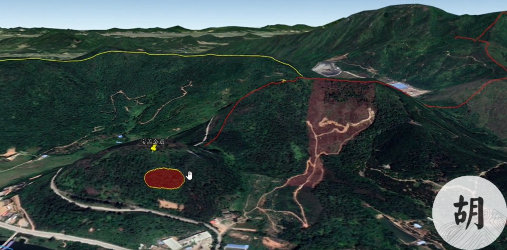 广东这块风水宝地，胡兑七喝形宝盖金章地，胡兑七留题诗曰：白面来龙下芋田，宝盖角上挂金章，九曲朝来是真气，金羊回头万斯箱，谁人见得莫开口，只等福缘禄绵长。
