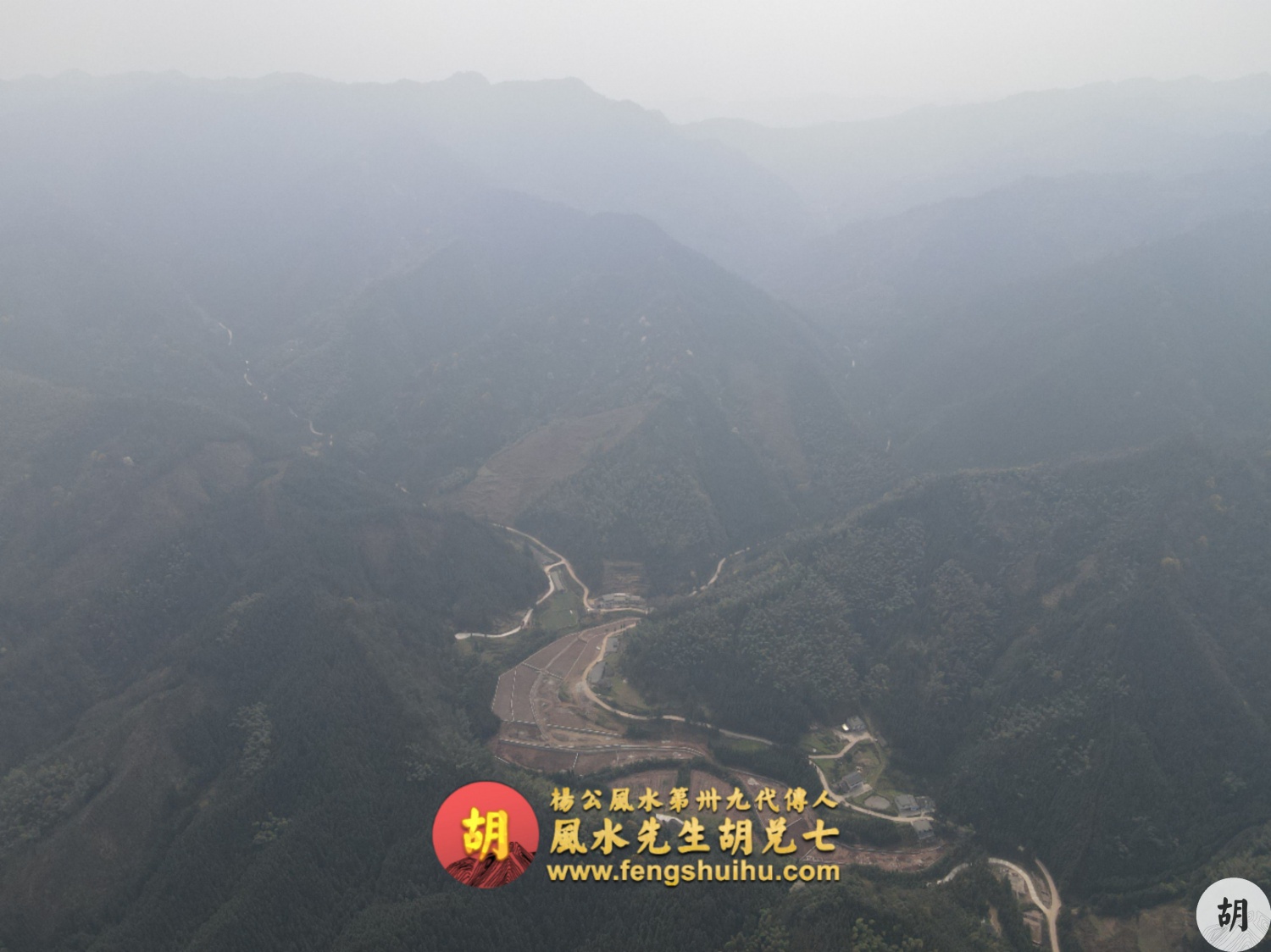 在四川泸州为客户点一穴，喝形将军坐帐地，出一品武贵之后人