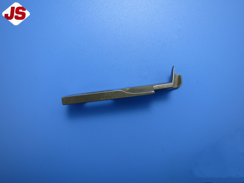  CHAIN GUIDE 25560 FOR  TITAN DK2500 2502K CARPET OVEREDGING SEWING PARTS 