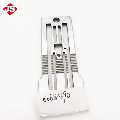 0068490 NEEDLE PLATE OF YAMATO FD-62 4NEEDLES 6THREADS INDUSTRIAL SEWING MACHINE PARTS