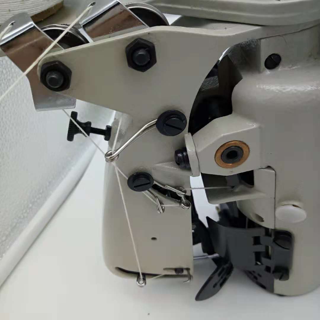 GK2006-2 BAG CLOSER MACHINE OF UNION SPECIAL TYPE INDUSTRIAL SEWING MACHINE