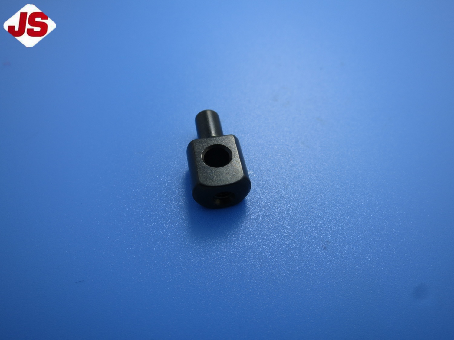  065211 FRAME THREAD EYELET FOR   TITAN DK2500 2502K INDUSTRIAL CARPET OVEREDGING SEWING PARTS 