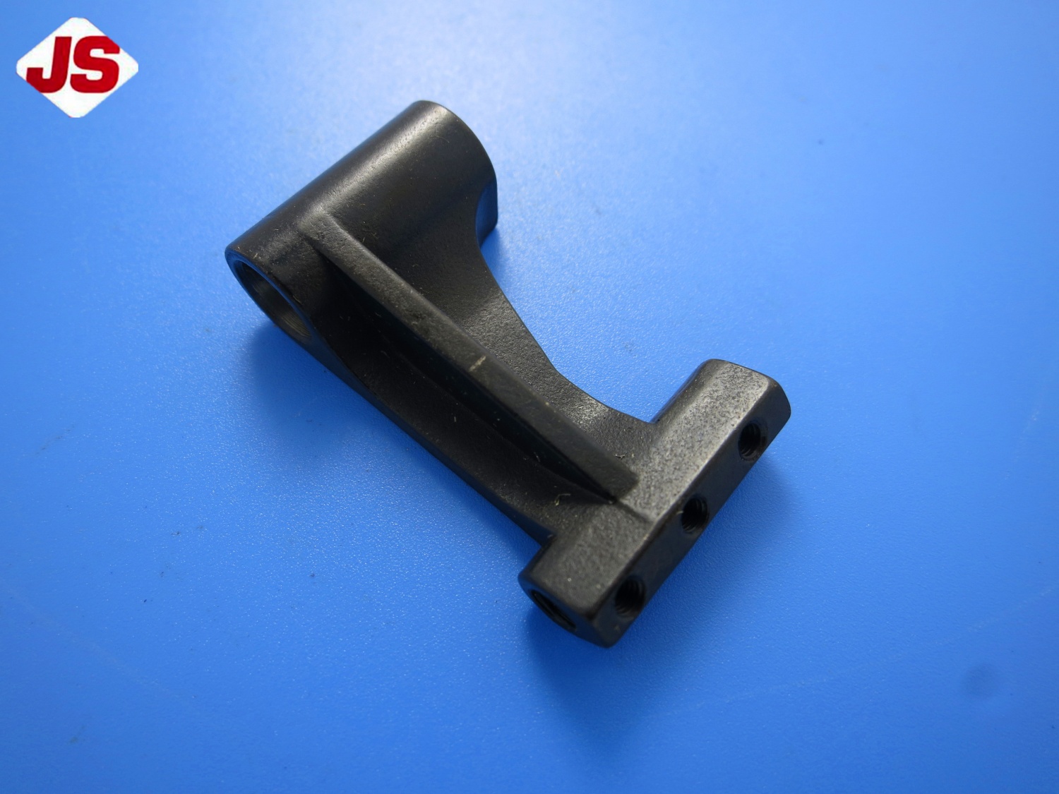 25556 NEEDLE CLAMP  FOR TITAN DK2500 2502K  INDUSTRIAL CARPET OVEREDGING SEWING PARTS SEWING