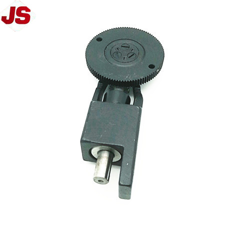 PFAFF 591 POST-BED SEWING MACHINE ROLLER PRESSER FOOT INDUSTRIAL SEWING MACHINE PARTS